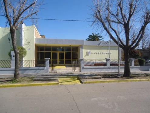 401escuelafrente
