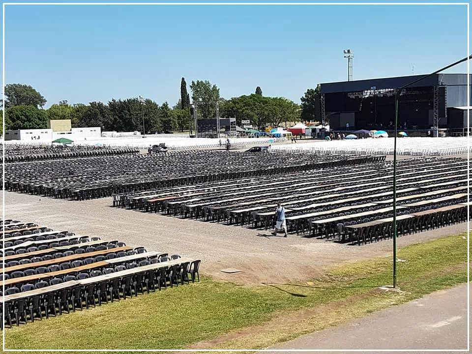 52002804_2303610649684059_7012467797955444736_n